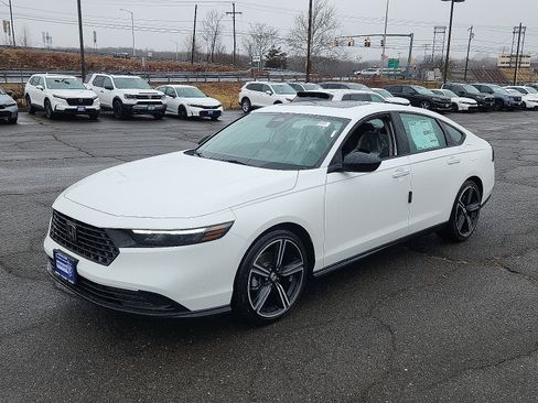 New 2026 Honda Accord SE image 2