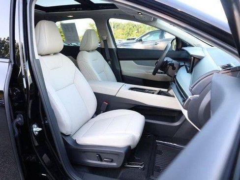 Used 2025 Nissan Murano SL AWD/4WD image 29