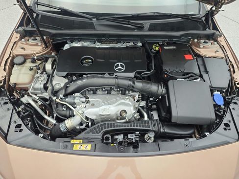 Used 2022 Mercedes-Benz CLA 250 image 17