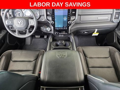Used 2025 RAM 1500 Laramie w/ Laramie Southwest Edition AWD/4WD image 15