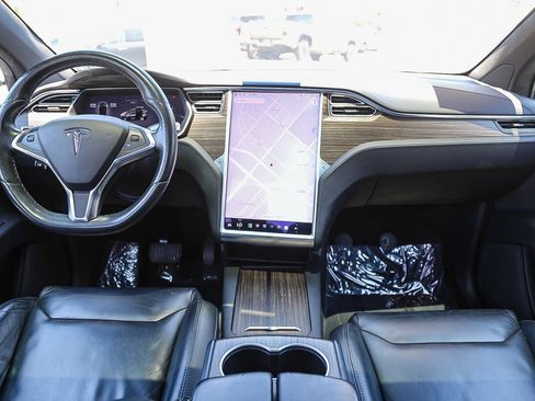 Used 2016 Tesla Model X 90D AWD/4WD image 10
