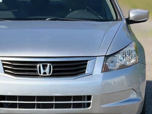 Used 2009 Honda Accord EX image 12
