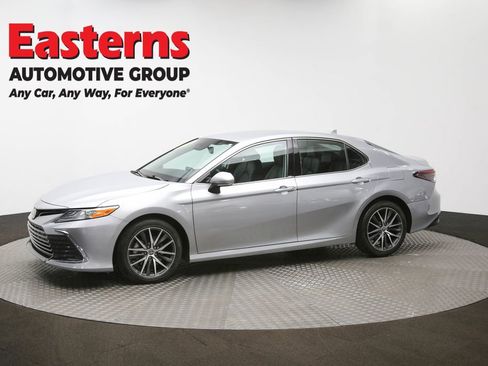 Used 2024 Toyota Camry XLE FWD image 58