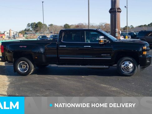 Used 2017 Chevrolet Silverado 3500 LTZ w/ Duramax Plus Package image 5