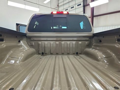 Used 2024 Nissan Frontier Pro-X image 43