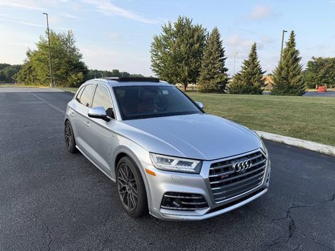 Used 2018 Audi SQ5 Prestige AWD/4WD image 6