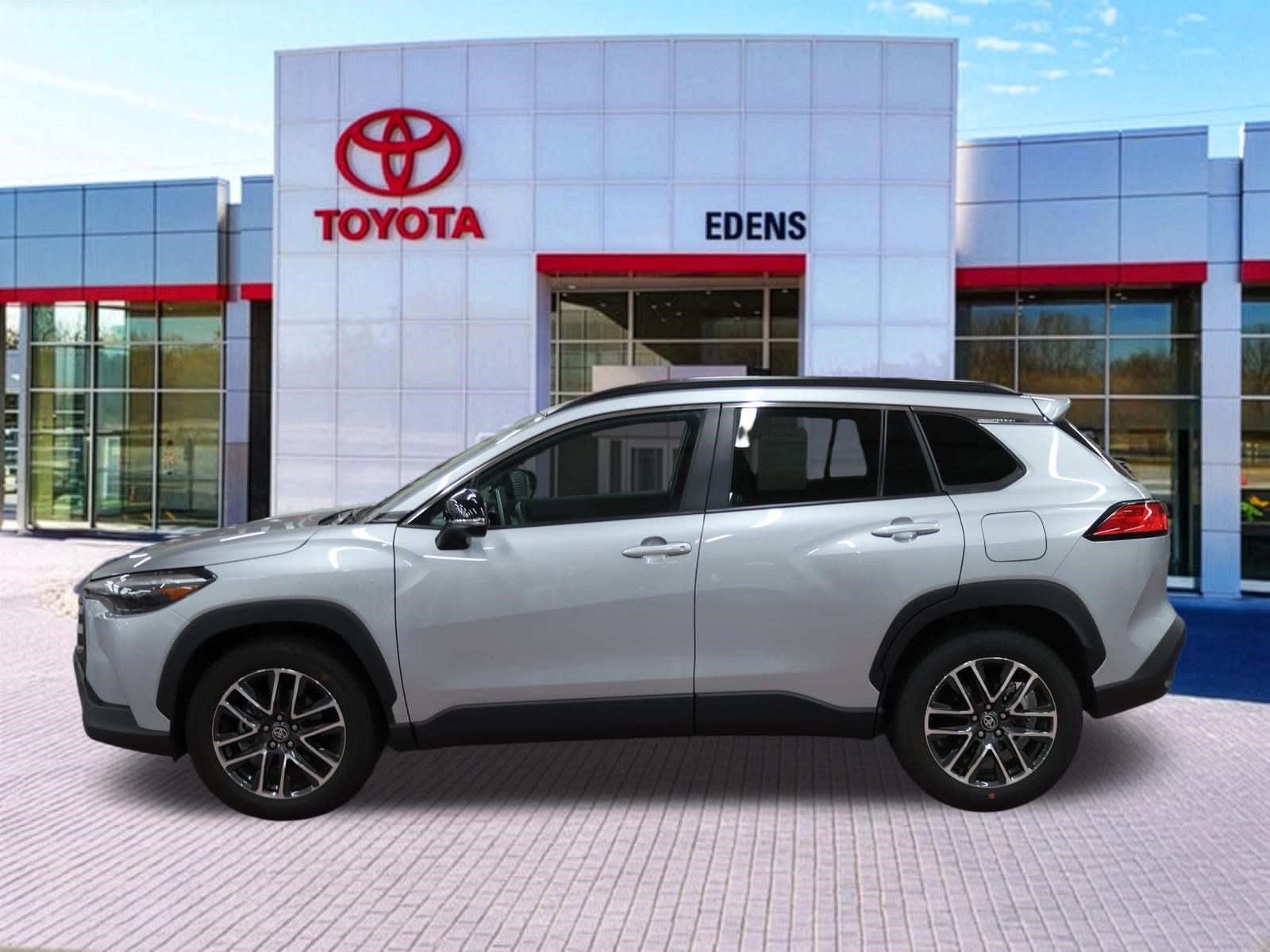 Certified 2026 Toyota Corolla Cross XLE FWD image 8