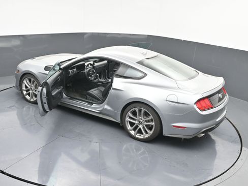 Used 2022 Ford Mustang Premium w/ Equipment Group 201A image 44