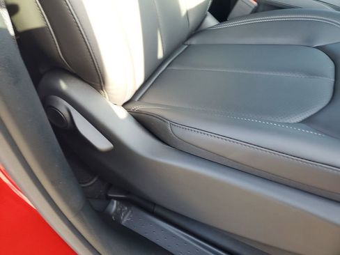 New 2025 Chrysler Voyager LX FWD image 34