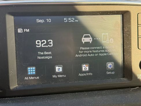Used 2020 Hyundai Santa Fe SE AWD/4WD image 23