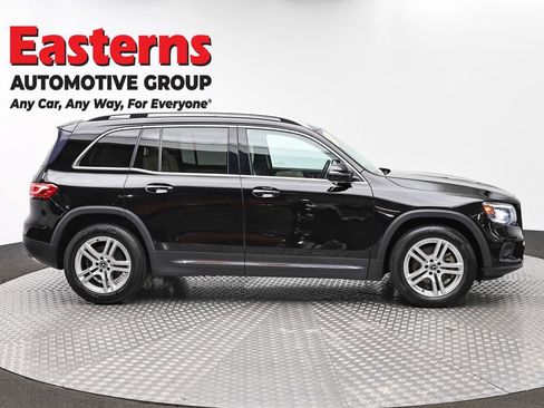 Used 2020 Mercedes-Benz GLB 250 4MATIC image 4