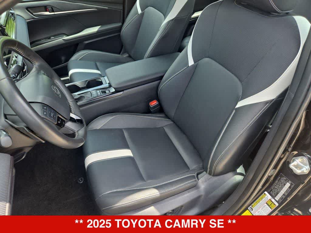 Used 2025 Toyota Camry SE FWD image 16