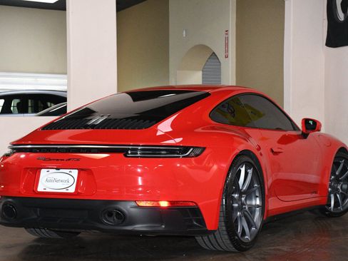 Used 2022 Porsche 911 Carrera GTS RWD image 5