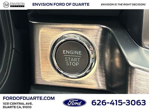 New 2025 Ford F250 Lariat w/ Chrome Package image 19