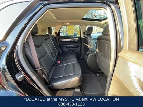 Used 2017 Cadillac XT5 Luxury w/ Driver Awareness Package image 21