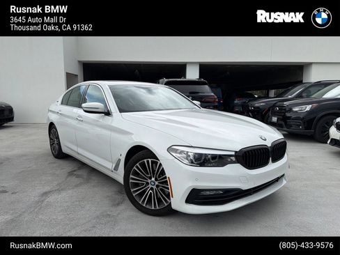Used 2018 BMW 530e RWD image 1