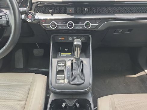Used 2024 Honda CR-V EX-L image 3