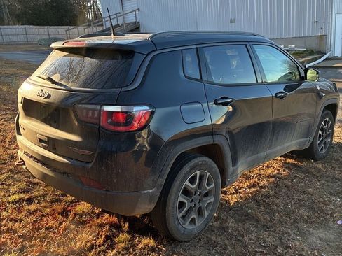 Used 2018 Jeep Compass Trailhawk w/ Leather Interior Group image 3