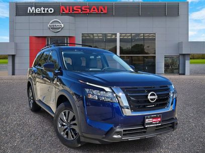 New 2025 Nissan Pathfinder SV