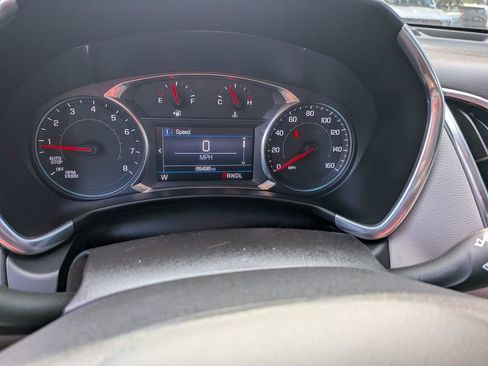 Used 2022 Chevrolet Equinox LT FWD image 19