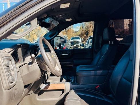 Used 2021 Chevrolet Silverado 2500 High Country w/ Z71 Off-Road Package image 8