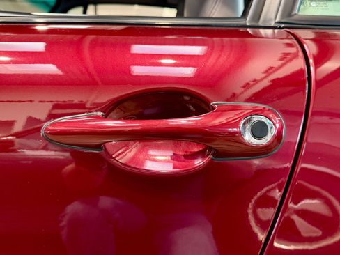 Used 1998 Porsche 911 Carrera S image 21