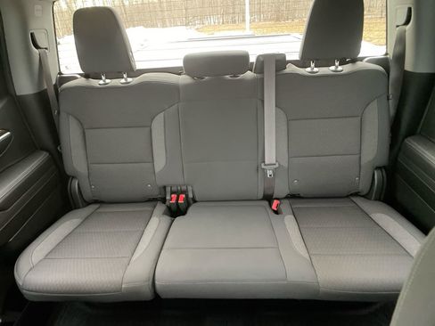 Used 2022 Chevrolet Silverado 1500 LT w/ Z71 Off-Road Package image 24