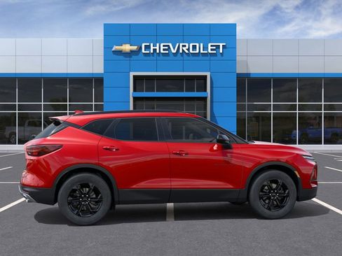 New 2026 Chevrolet Blazer LT image 6