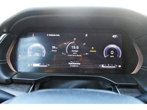 Used 2023 Jeep Grand Cherokee Limited w/ Luxury Tech Group II image 17