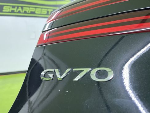 Used 2023 Genesis Electrified GV70 image 14
