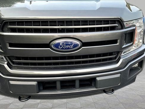 Used 2018 Ford F150 XLT w/ Equipment Group 302A Luxury AWD/4WD image 34