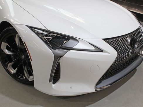Used 2024 Lexus LC 500 Convertible w/ Touring Package RWD image 16