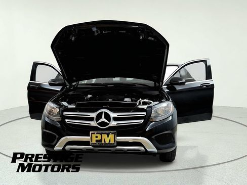 Used 2018 Mercedes-Benz GLC 300 4MATIC image 12