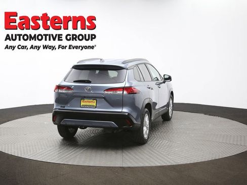 Used 2024 Toyota Corolla Cross LE image 36