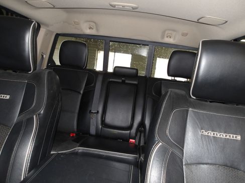 Used 2019 RAM 2500 Laramie AWD/4WD image 9