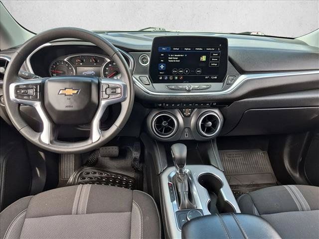 Used 2023 Chevrolet Blazer LT w/ Midnight/Sport Edition FWD image 23