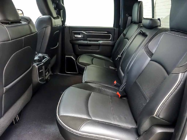 Used 2020 RAM 2500 Laramie w/ Night Edition AWD/4WD image 10