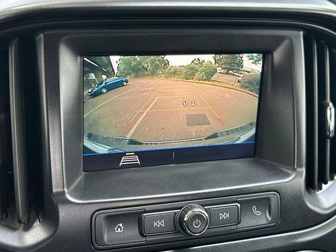 Used 2020 Chevrolet Colorado W/T w/ WT Convenience Package RWD image 25