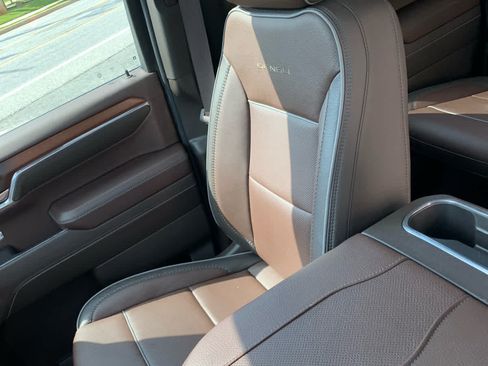 Used 2024 GMC Sierra 1500 Denali AWD/4WD image 20
