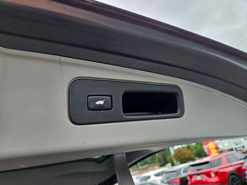 Used 2015 Honda Pilot EX-L image 12