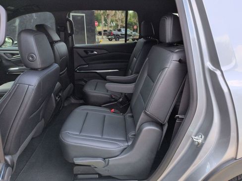 Certified 2026 Chevrolet Traverse LT FWD image 21