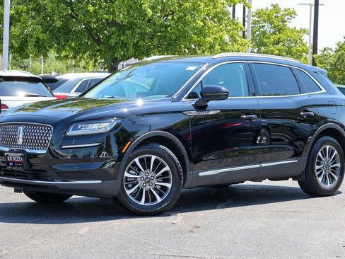 Certified 2023 Lincoln Nautilus AWD w/ Premium Package image 15