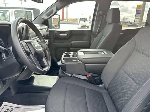 Used 2022 GMC Sierra 1500 Pro w/ Pro Value Package AWD/4WD image 10