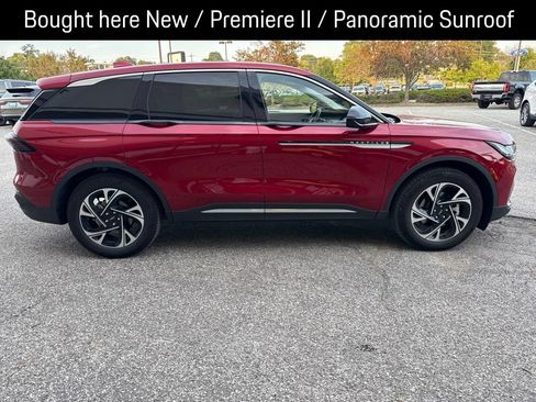 Used 2026 Lincoln Nautilus Premier w/ Equipment Group 102A AWD/4WD image 13