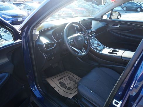 Used 2022 Hyundai Santa Fe SE image 9