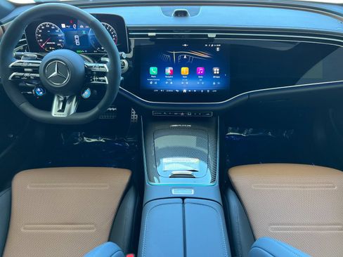 New 2026 Mercedes-Benz E 53 AMG e 4MATIC Sedan image 3