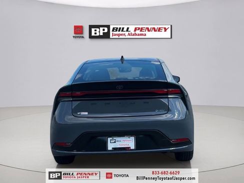 New 2026 Toyota Prius XLE image 4