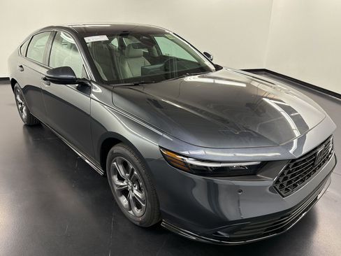 New 2026 Honda Accord EX-L image 7