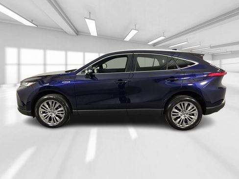 Used 2021 Toyota Venza Limited w/ Advanced Technology Package image 4