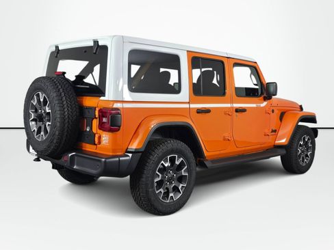 New 2026 Jeep Wrangler Unlimited Sahara w/ Whitecap Package AWD/4WD image 9